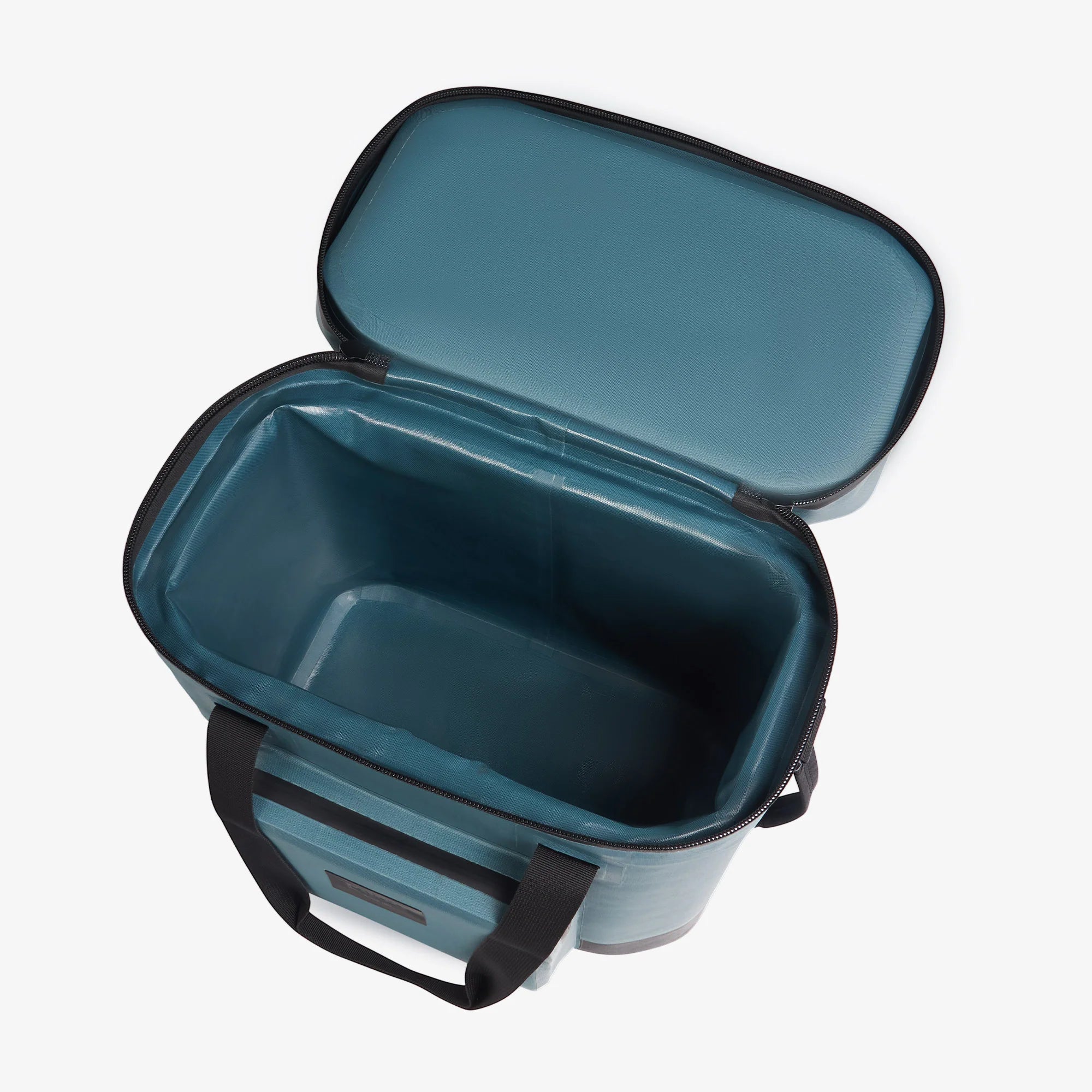 Igloo Durable Trailmate 30-Can Cooler Bag - Image 25