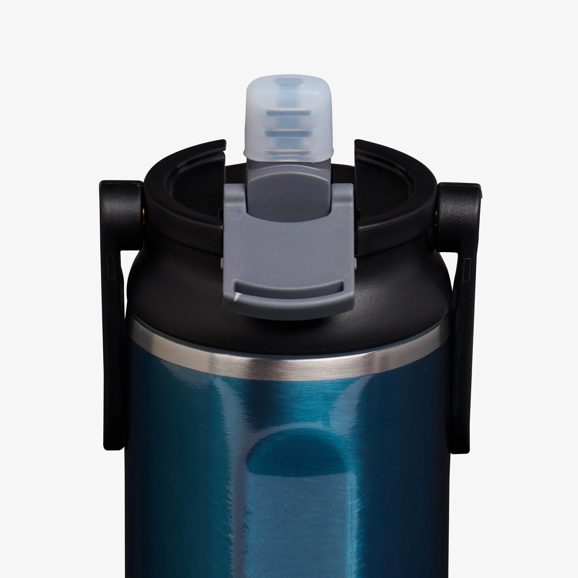 Igloo Durable 20 Oz Sport Sipper Bottle - Image 25