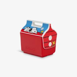 Alternative view of Igloo Durable Snoopys Doghouse Little Playmate 7 Qt Cooler