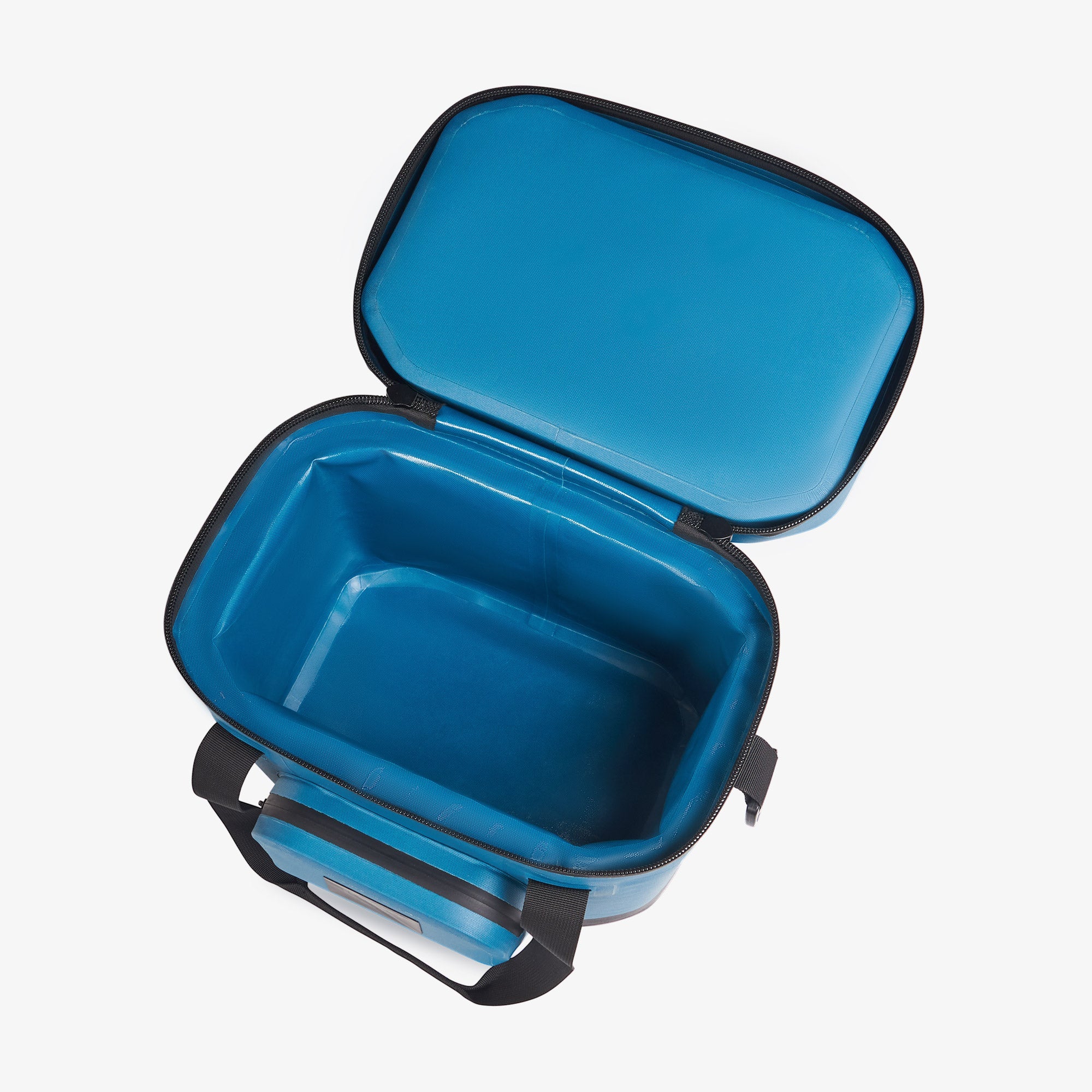 Igloo Durable Trailmate 18-Can Cooler Bag - Image 17