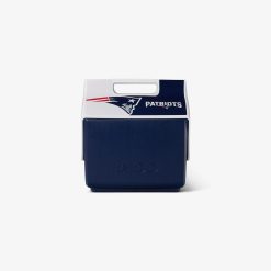 Igloo Durable New England Patriots Little Playmate 7 Qt Cooler