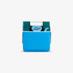 Igloo Durable Rick and Morty Mr. Meeseeks Box Little Playmate 7 Qt Cooler