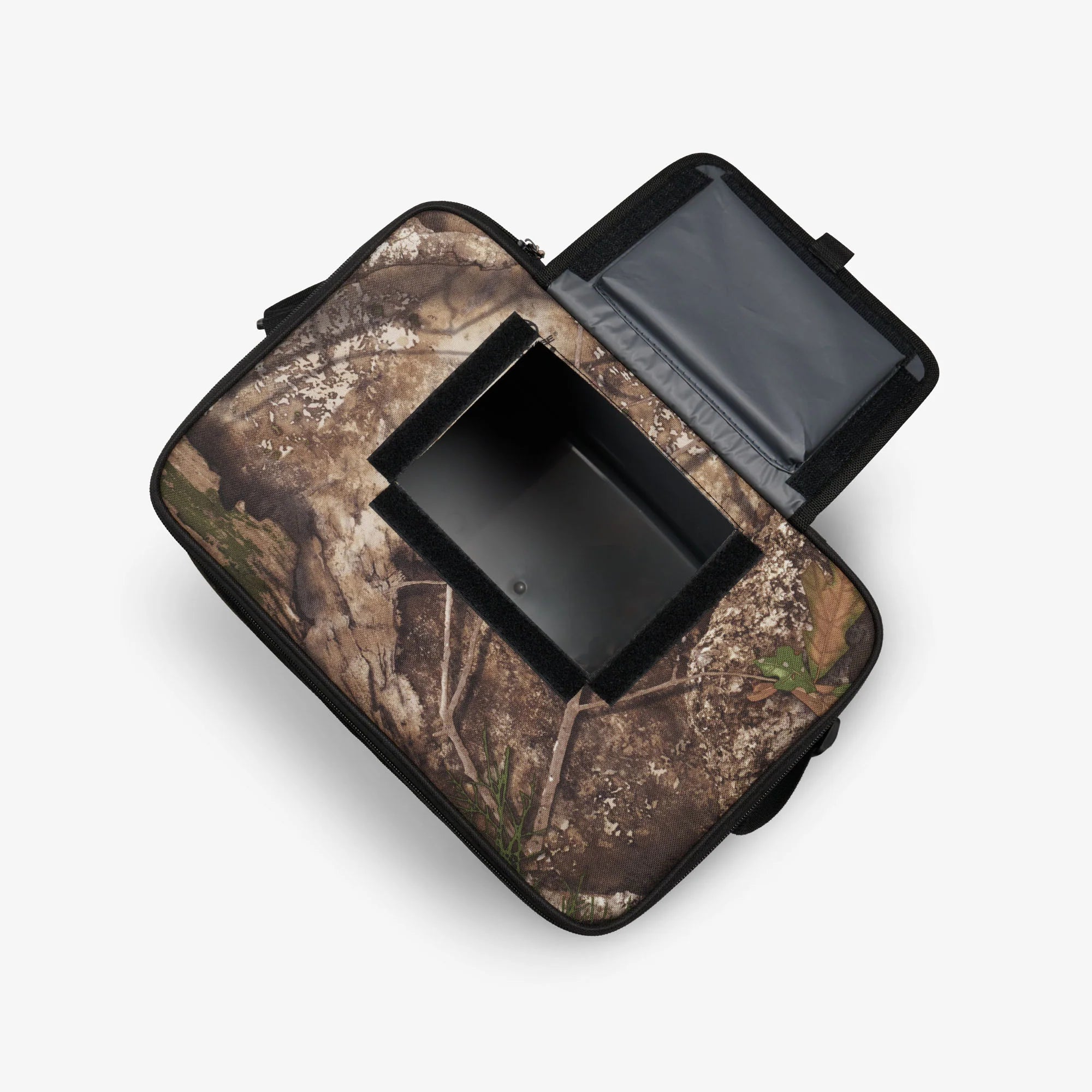 Igloo Durable Realtree APX HLC 28-Can Bag - Image 5
