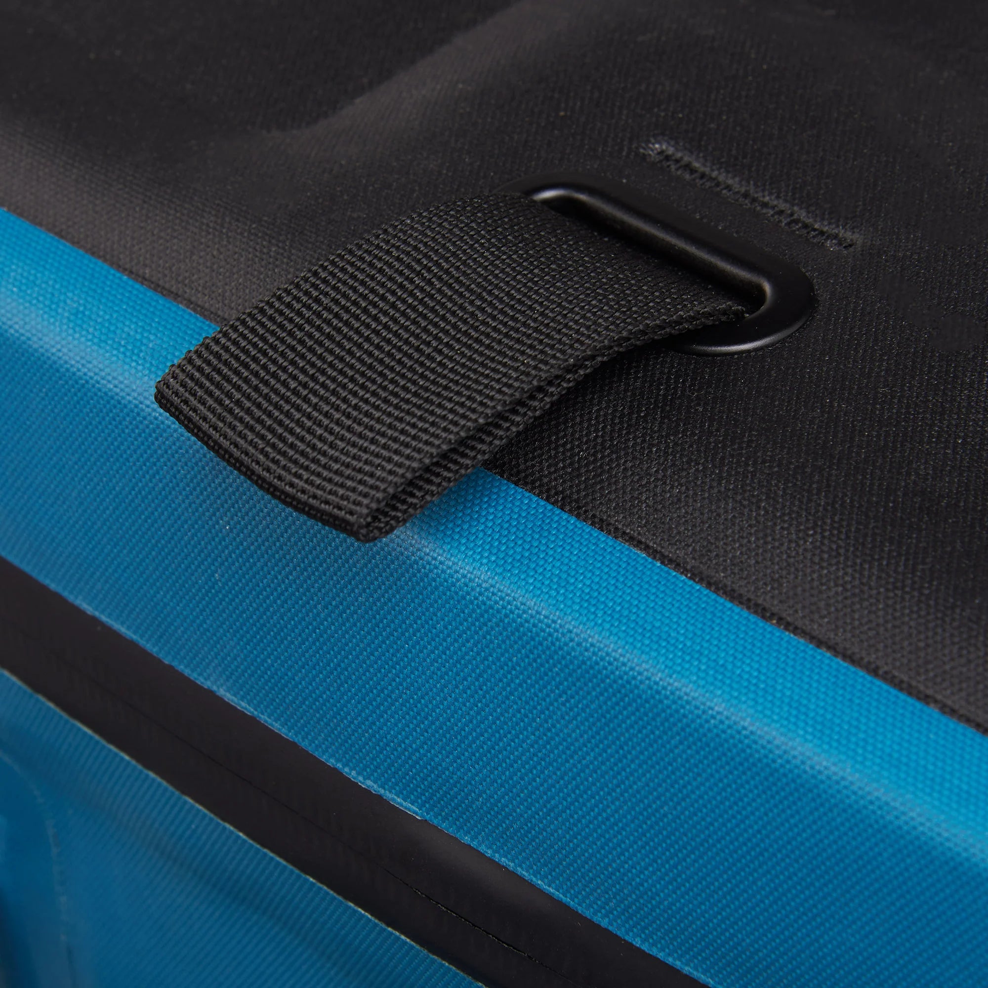 Igloo Durable Trailmate 30-Can Cooler Bag - Image 33