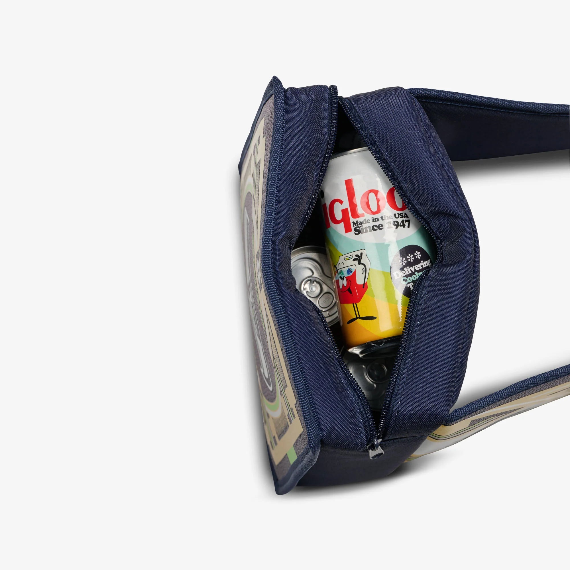 Igloo Durable NFL WWE Cooler Fanny Pack - Image 20