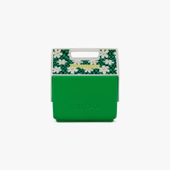 Igloo Durable Retro Little Playmate 7 Qt Cooler